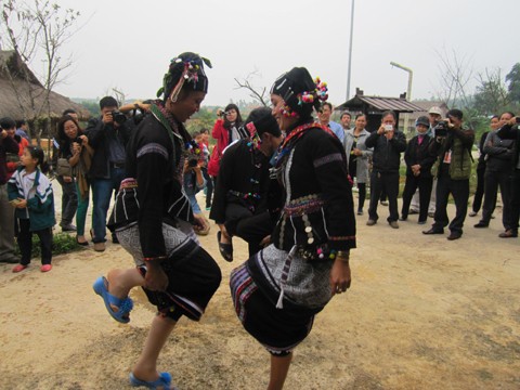 Unique Cam Muong festival of Lu ethnic people in Lai Chau province - ảnh 3
